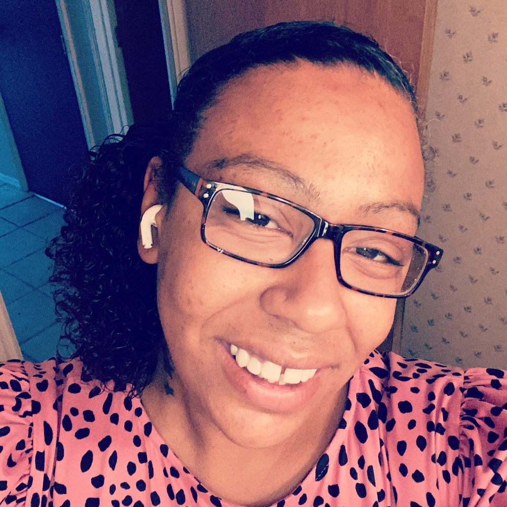 Meet your Posher, Sandra